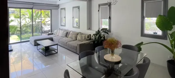 Вилла с 3 спальнями в Агиос Тихонас, Кипр № 5786 5