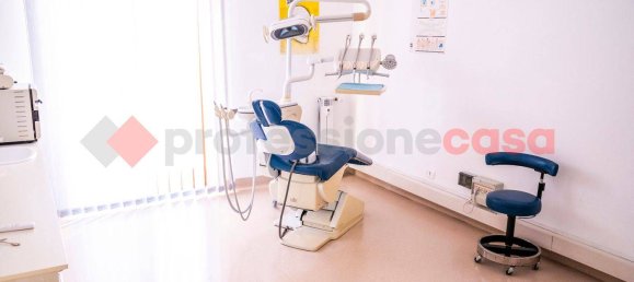 3 bedrooms Apartment in Portici, Italy No. 377260 20