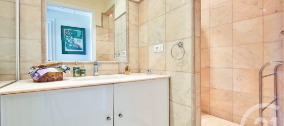 2 Schlafzimmer Wohnung in Nice, France, Nr. 331699 9