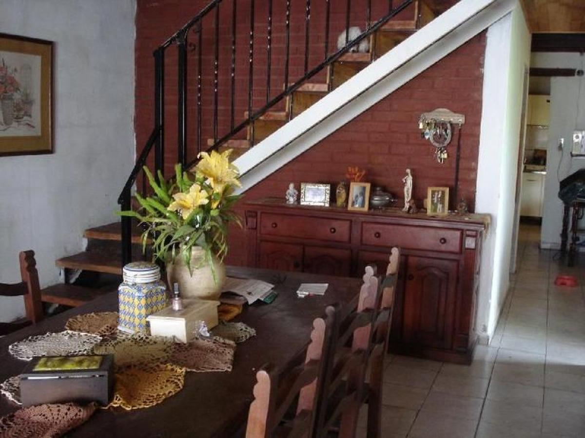 Дом с 3 спальнями в Кордоба, Аргентина № 64110