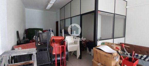 51m² Commercial property in Fanzeres, Portugal No. 37570 5