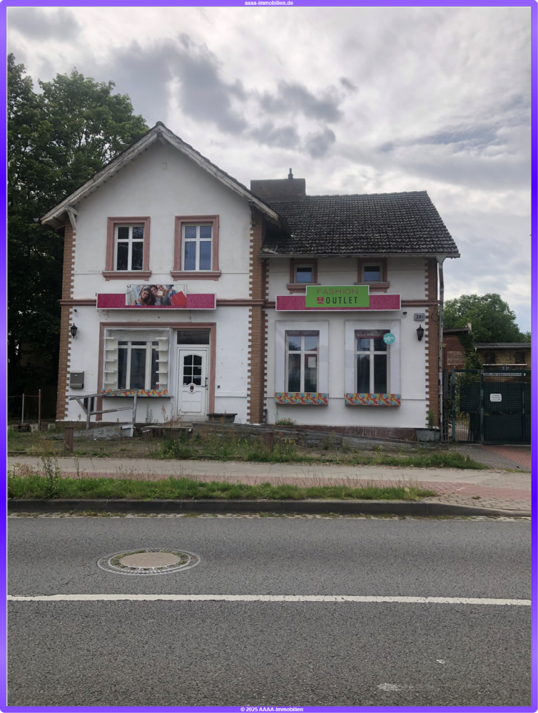 932m² Commercial property in Oberhavel, Germany No. 57857