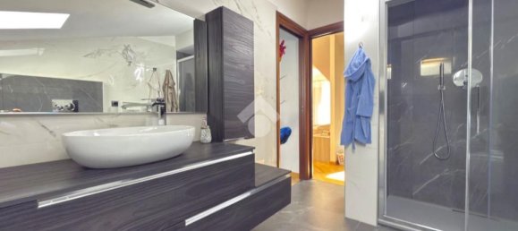 4-Zimmer Haus in Giaveno, Italy, Nr. 295424 10