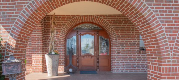 8 rooms Villa in Cloppenburg, Germany No. 159859 3