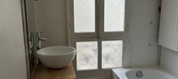 1 bedroom Apartment in Paris, France No. 310003 4