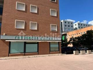 5 rooms Office in Perugia, Italy No. 124180