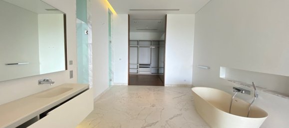 4 bedrooms Villa in Phuket, Thailand No. 5924 17