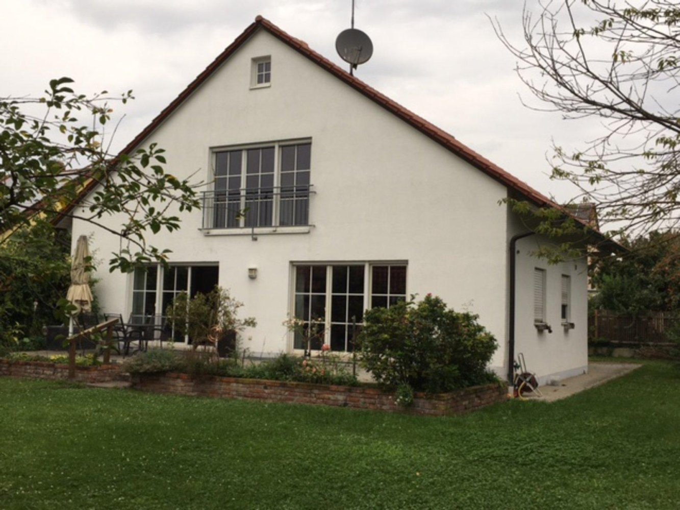 Casa de 4 habitaciónes en Ingolstadt, Germany No. 300365