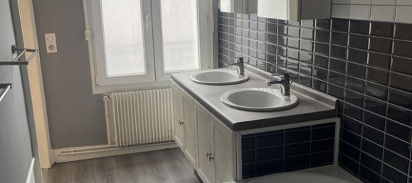 6غرفة منزل في Saint-Quentin, France رقم 153639 16