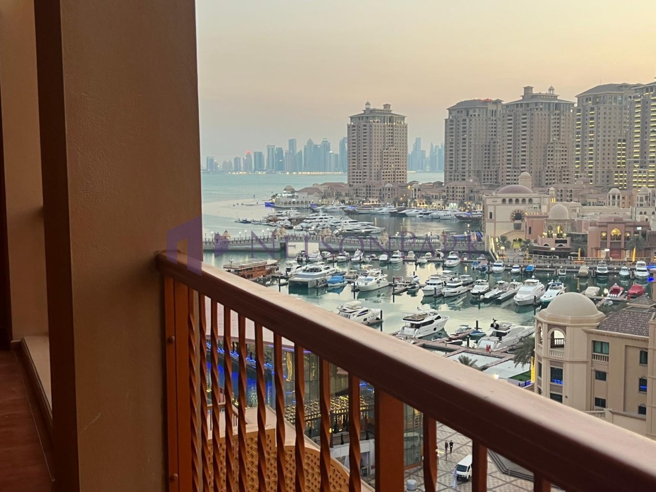 Apartamento de 2 dormitorios en Doha, Qatar No. 1034