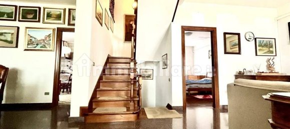 Villa de 3 dormitorios en Peschiera del Garda, Italy No. 226542 5