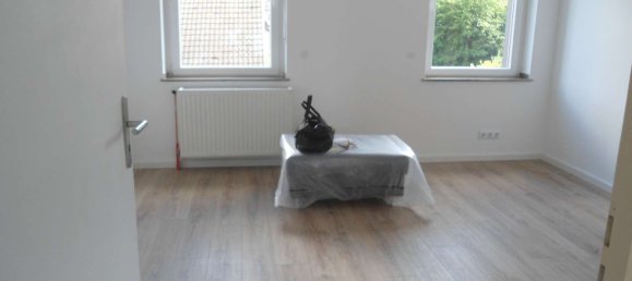 Здание с 7 комнатами в Крефельд, Германия № 270365 10