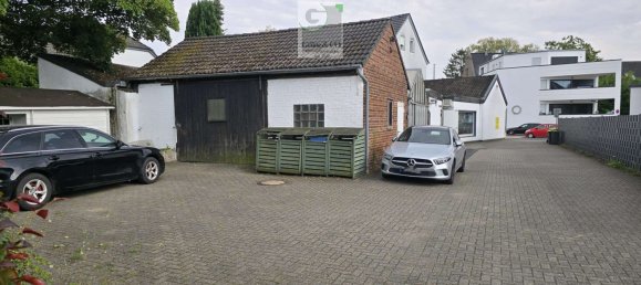 Здание с 7 комнатами в Крефельд, Германия № 270365 3