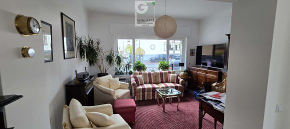 Здание с 7 комнатами в Крефельд, Германия № 270365 25