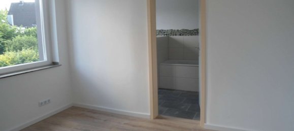 Здание с 7 комнатами в Крефельд, Германия № 270365 11