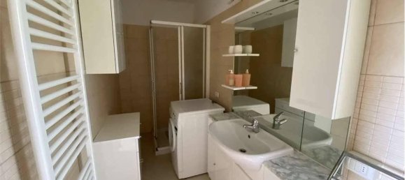 8 rooms House in Meina, Italy No. 17902 6