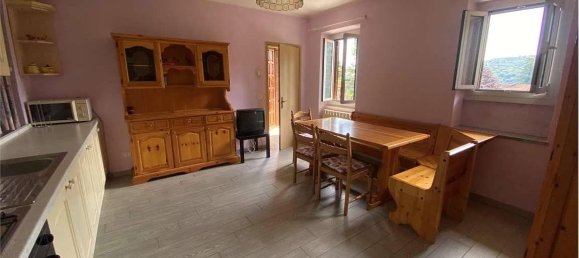 8 rooms House in Meina, Italy No. 17902 5