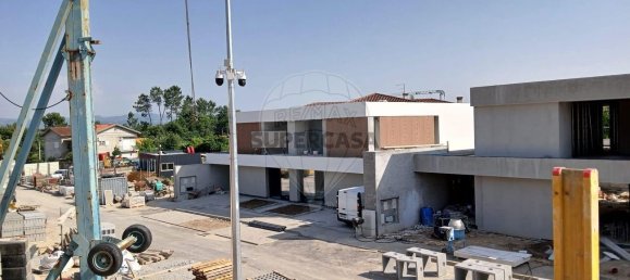 4 Schlafzimmer Villa in Turiz, Portugal, Nr. 219299 4