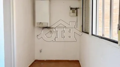 3 bedrooms Apartment in Madrid, Spain No. 138312