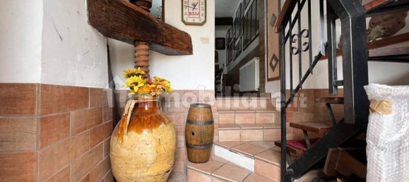 Casa de 3 dormitorios en Torre Cajetani, Italy No. 222946 14