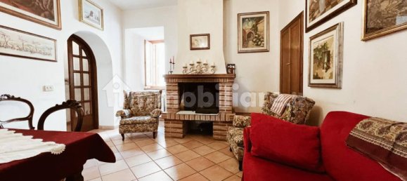 Casa de 3 dormitorios en Torre Cajetani, Italy No. 222946 8