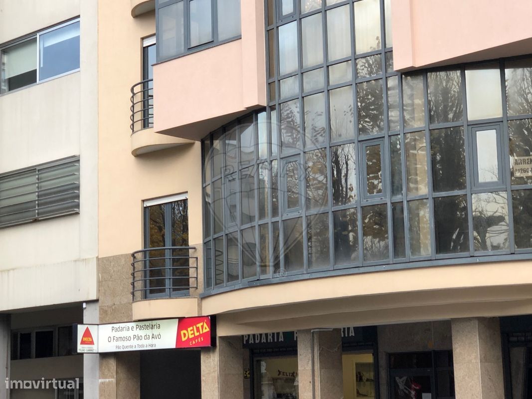 Gewerbliche Immobilie in Ovar, Portugal 137m², Nr. 89550