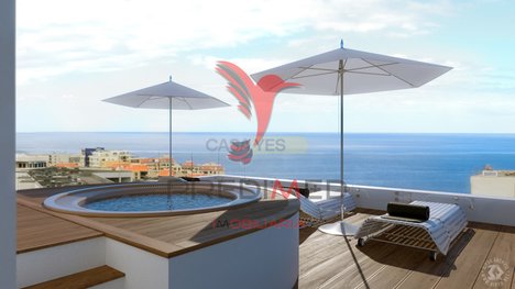 5 bedrooms Apartment in Funchal, Portugal No. 77642