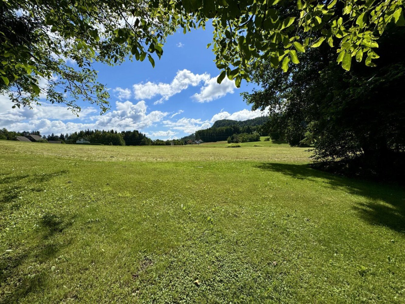  Land in Schiefling am Worthersee, Austria No. 128837