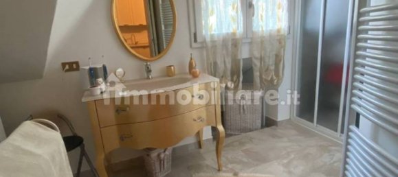 Дуплекс с 3 спальнями в Сканцорошате, Италия № 281351 8