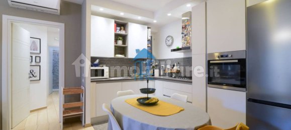 2 bedrooms Apartment in Rome, Italy No. 323640 6