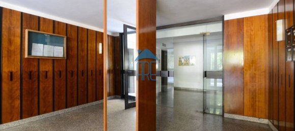 2 bedrooms Apartment in Rome, Italy No. 323640 20