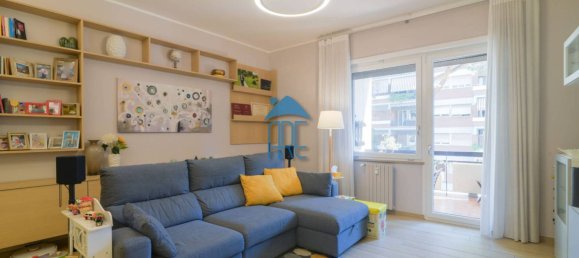2 bedrooms Apartment in Rome, Italy No. 323640 9