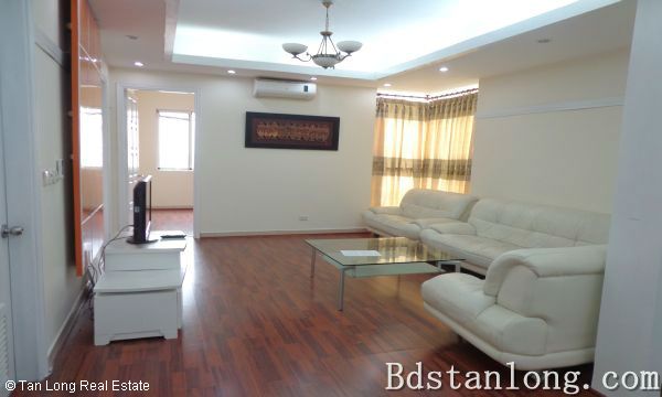 4 bedrooms Apartment in Tay Ho, Vietnam No. 6057