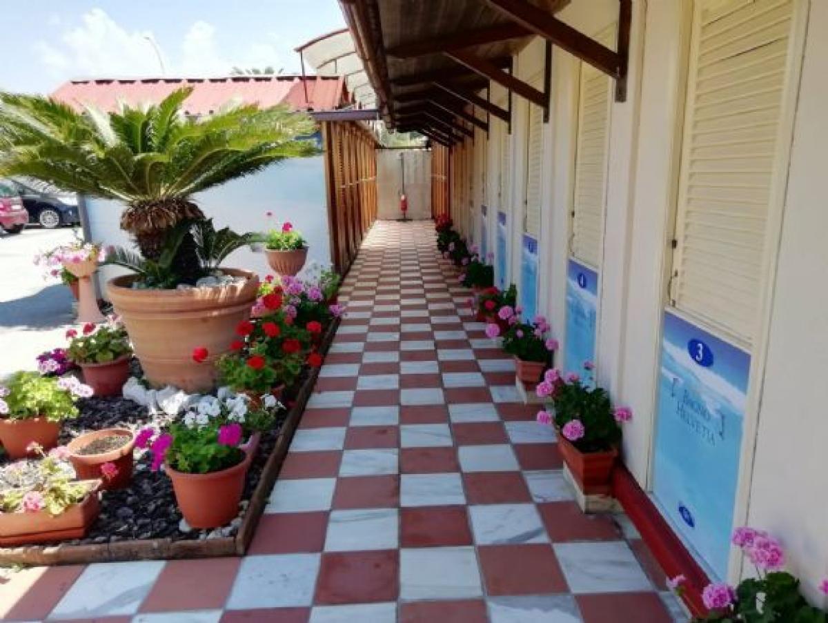 30 Schlafzimmer Haus in Massa, Italy, Nr. 661