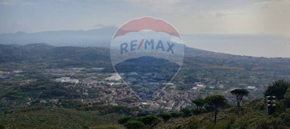 Apartamento de 4 dormitorios en Formia, Italy No. 56775 19