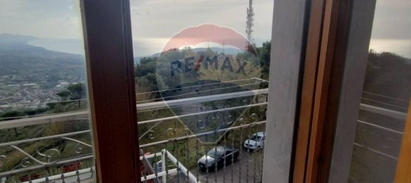 Apartamento de 4 dormitorios en Formia, Italy No. 56775 2