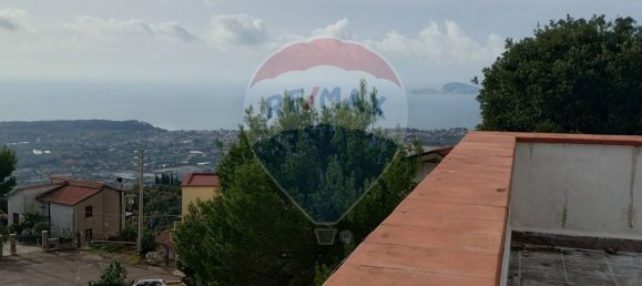 Apartamento de 4 dormitorios en Formia, Italy No. 56775 16