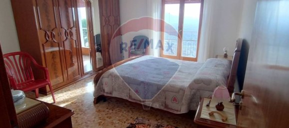 Apartamento de 4 dormitorios en Formia, Italy No. 56775 39