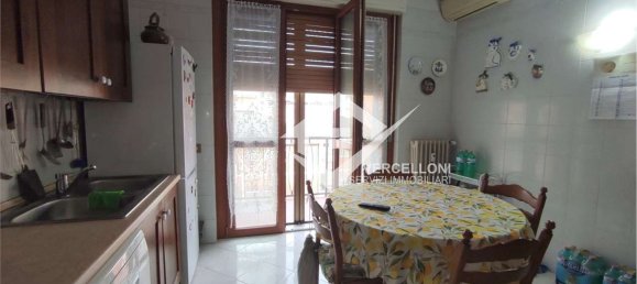 5-Zimmer Wohnung in Novara, Italy, Nr. 297094 20