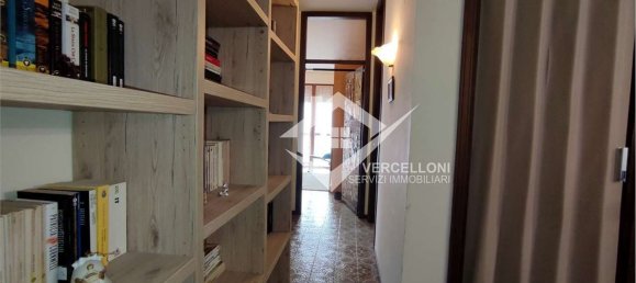 5-Zimmer Wohnung in Novara, Italy, Nr. 297094 25