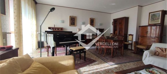 5-Zimmer Wohnung in Novara, Italy, Nr. 297094 9