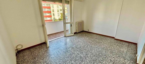 3 rooms Apartment in Milan, Italy No. 338173 5