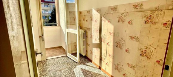 3 rooms Apartment in Milan, Italy No. 338173 11