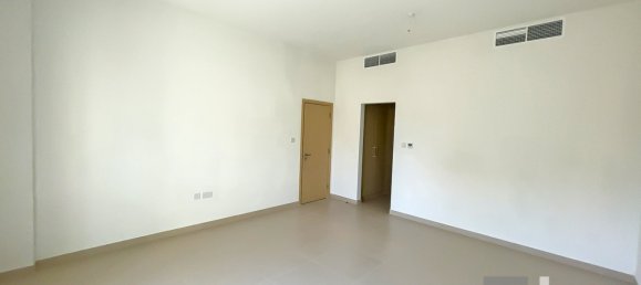 4 Schlafzimmer Villa in Dubai Land, UAE, Nr. 28740 9