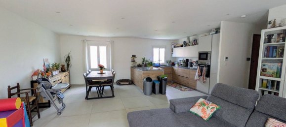 3 Schlafzimmer Haus in Sollies-Pont, France, Nr. 329031 2