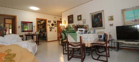 4 chambres Appartement à Teramo, Italy No. 337038 5