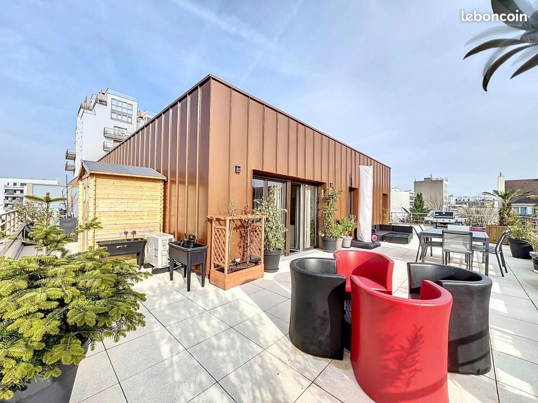 Квартира с 3 спальнями в Рюэй-Мальмезон, Франция № 141733