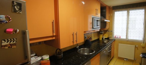 2 bedrooms Duplex in Oviedo, Spain No. 151328 3