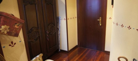 2 bedrooms Duplex in Oviedo, Spain No. 151328 2