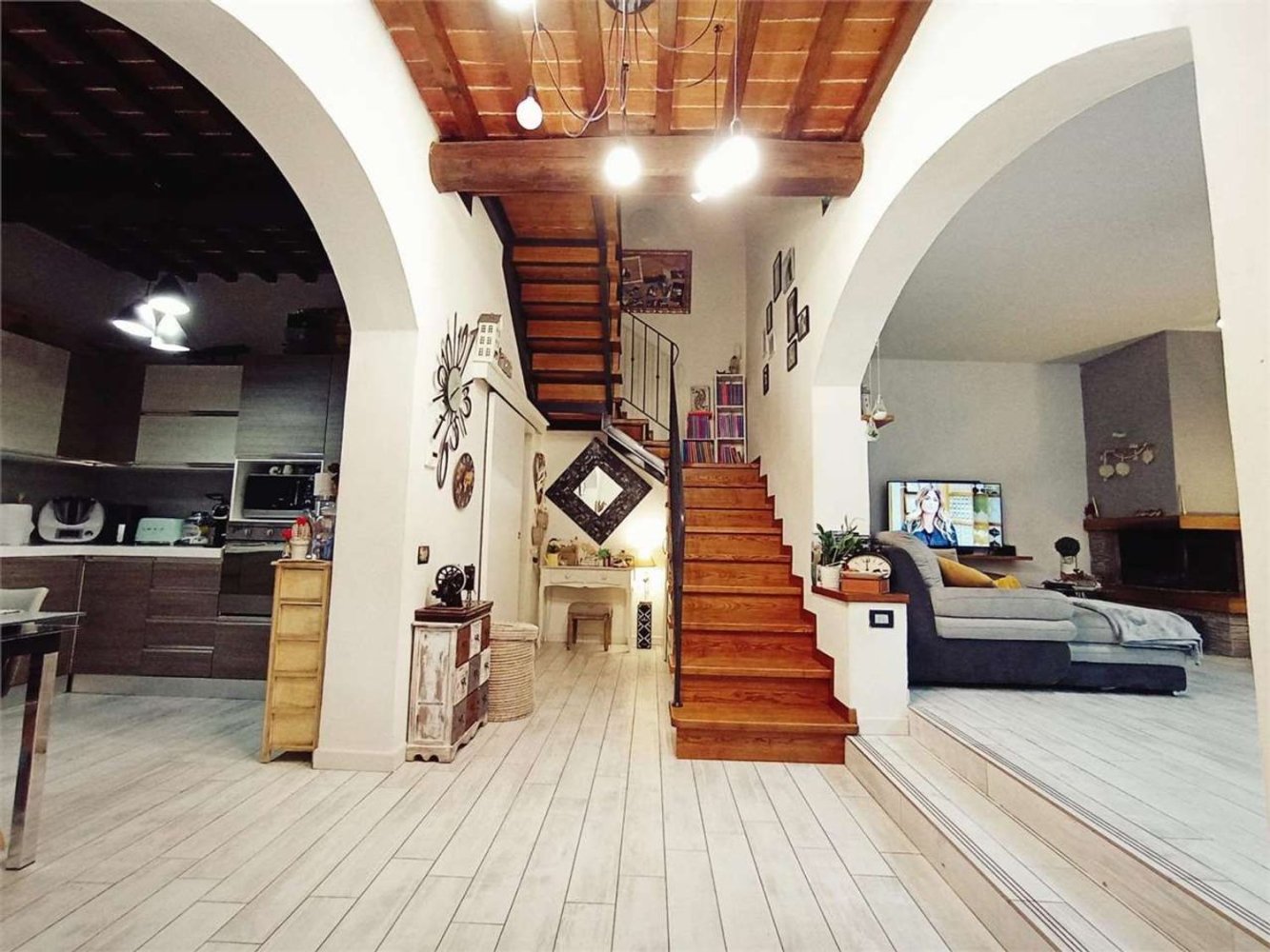 5-Zimmer Haus in Foiano della Chiana, Italy, Nr. 228502